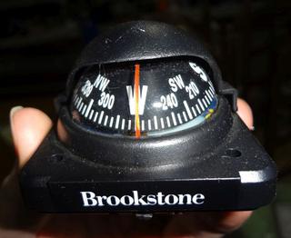 New Old Stock Brookstone Mini Compass In Box With Instructions 4