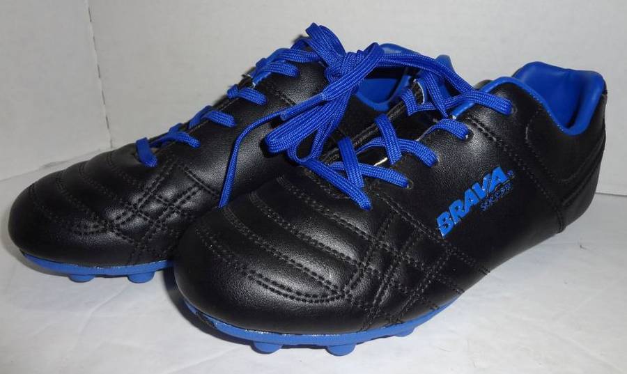Brava Soccer Boys Size  Cleats Shoes, Black and Blue, Very Good  Condition, Look New and Unused Auction | 1BID