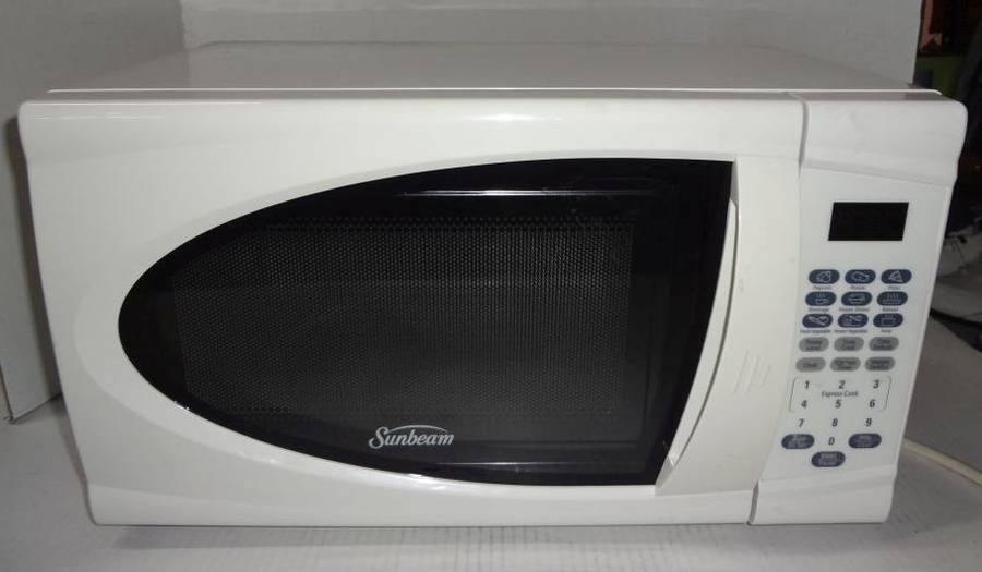 Sunbeam Microwave. Works Auction