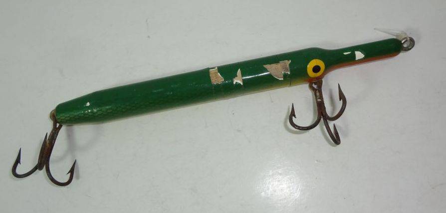 Vintage Boone Wood Underwater Needlefish Fishing Lure, 7 1/2 in Good  Condition Auction