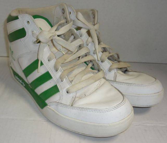 Men's Size 8 1/2 Old Retro 2011 Hard Hi Top Green and White Basketball Shoes Athletic G24346, Some Wear - Good Condition For Age Auction | 1BID