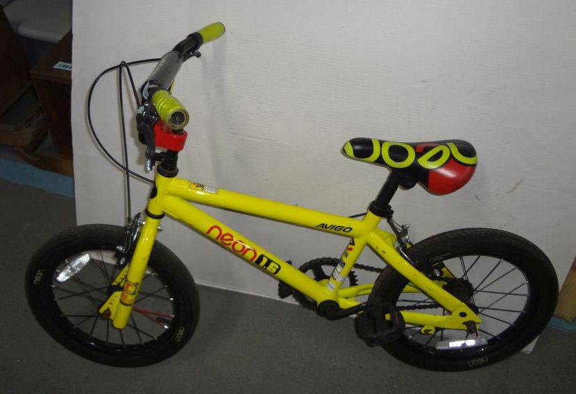 Avigo boys clearance bike