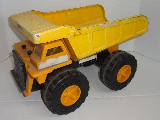 Vintage Remco Toy Dump Truck With Metal Dump Box, Women Wear From