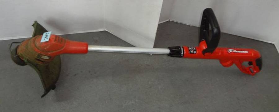 Sold at Auction: BLACK & DECKER ELECTRIC WEED EATER