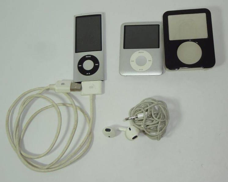 Apple iPod Lot, All Working Condition, iPod 4GB Nano With Iskin Case, Model  A1236, 3rd Generation, Charger And Ear Buds, iPod Nano 5th Gen Model A1320,  I Believe 8GB, Both Fully Stocked