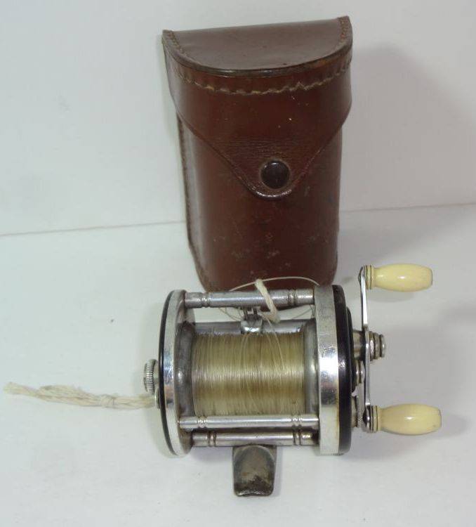 Vintage JA Coxe Bronson Coronet 25 Fishing Reel With Original