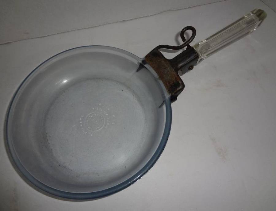 Vintage Pyrex Glass Skillet