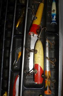 Sold at Auction: Large Vintage Umco Tackle Box with Lures.