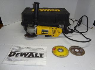 Dewalt DW402 Angle Grinder, 15mm (4 1/2 