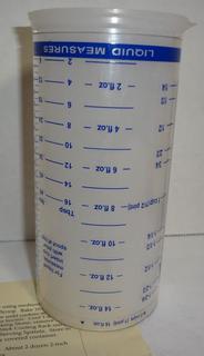 Pampered Chef Measure All Cup #2225 Liquid / Dry measure w/ instructions  NICE