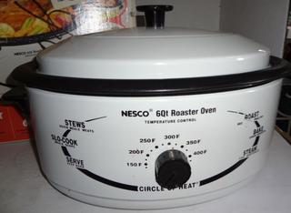 Vintage Nesco 6 Qt. Roaster Oven, Dirty Box, Oven Used Only A Few Times,  Cord Inside, Care And User Guide Enclosed, Bake, Slow Cook, Roast, Steam,  Poach, Clean in Good Condition, 14L