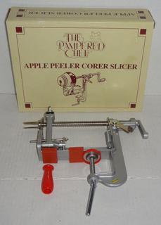 Lot - Pampered Chef Apple Peeler