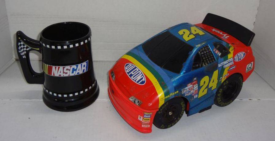 Jeff Gordon 24 1992 Hasbro Tonka Racing Thunder Nascar Radio Control Car No Remote 11 L and Large 5 1 2 T Nascar Mug Good Condition Auction 1BID