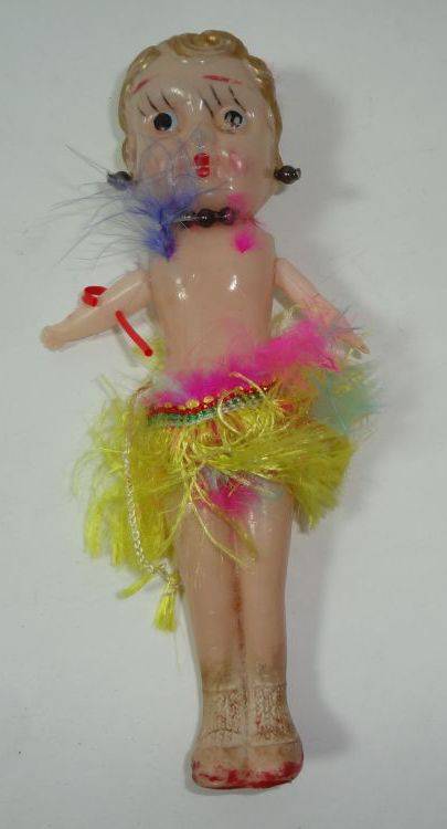 Old carnival dolls  Kewpie dolls, Vintage dolls, Doll toys