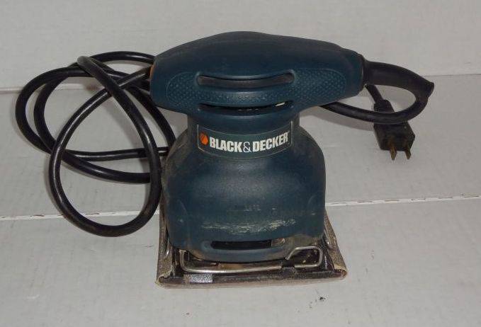 Black & Decker Electric Palm Sander, FS500, Untested As-Is, 4Sq Base  Auction