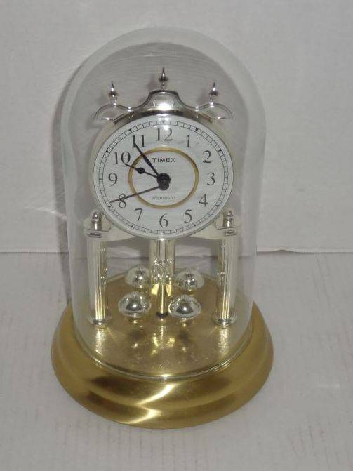 Timex Westminster Chime Anniversary Clock, Chimes, Plays Music, Very Good  Condition, Runs on 3 AA Batteries, Not Included, 9