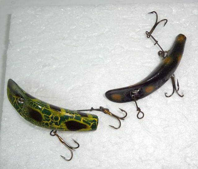 2 F6 Flatfish Lures, Double Hook Back Rig Good to Very Good