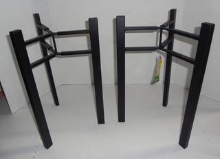 Two New Vigoro Expandable Metal Plant Stands, Holds 8