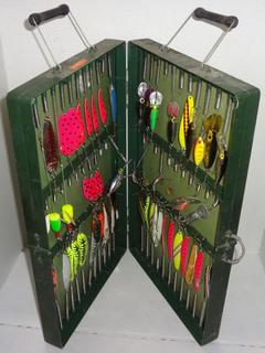 bait file & willie tackle box Vintage Wille Bait File Lure Tackle Box, (51) Old Lures (Salesman Sampler)  50 Variety Lures, Box 12