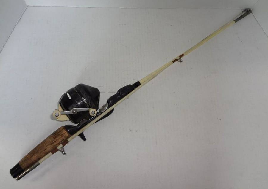 5' Vintage Fishing Old School Rod With Cork Handle and Legendary Zebco 202 Fishing  Reel, Works Like Should, Very Good Condition For Age Auction
