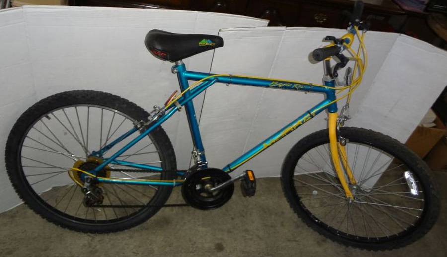 Murray 18 speed mountain bike hotsell