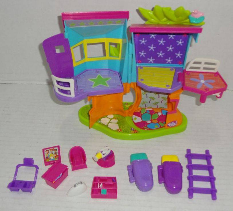 Polly Pocket Magnetic Tree With Pieces, No Figures in to Very Good Condition Auction | 1BID
