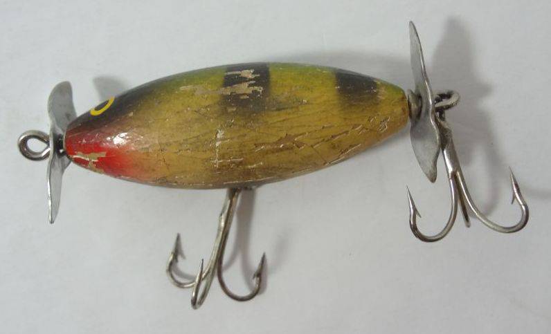 Vintage Creek Chub Perch Color Baby Injured Minnow Wood Lure Set of Two  Treble Hooks, Front And Back Propellers, Some Paint Cracking, Sharp Hooks  Auction