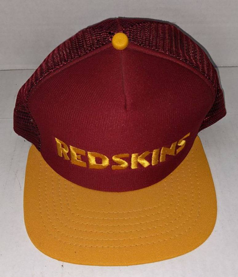 Classic Throwback Washington Redskins Embroidered Logo Snapback Cap Hat NEW  NWT