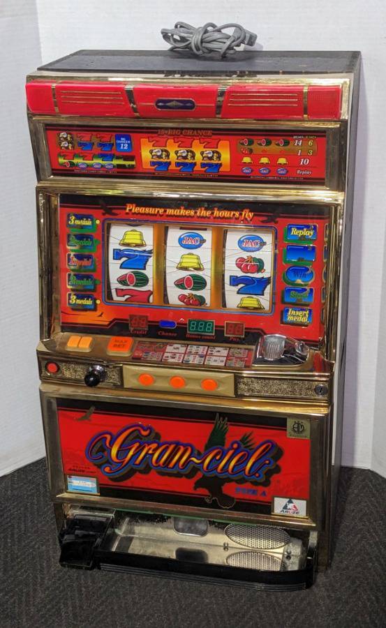 Slot Machine (Use Flat Tip To Open) From The 80s, Directions Are