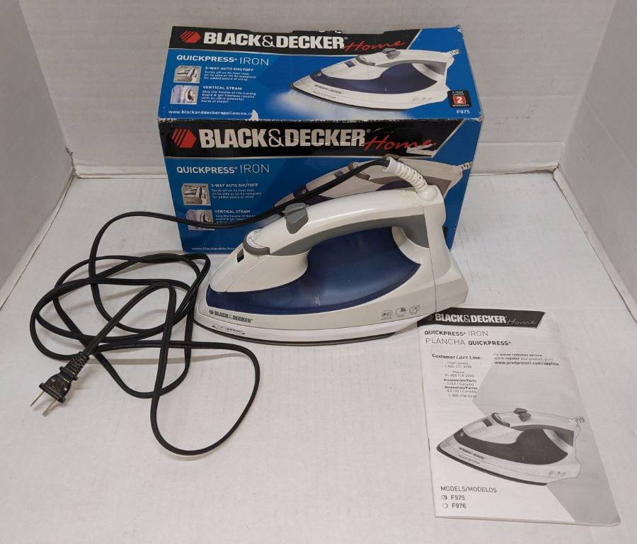 Black & Decker F976 Steam Iron