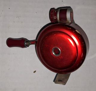 Metal Very Collectible Pflueger Saturn 84 Reel, Good