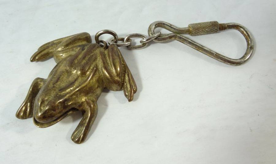 Frog on sale clicker keychain