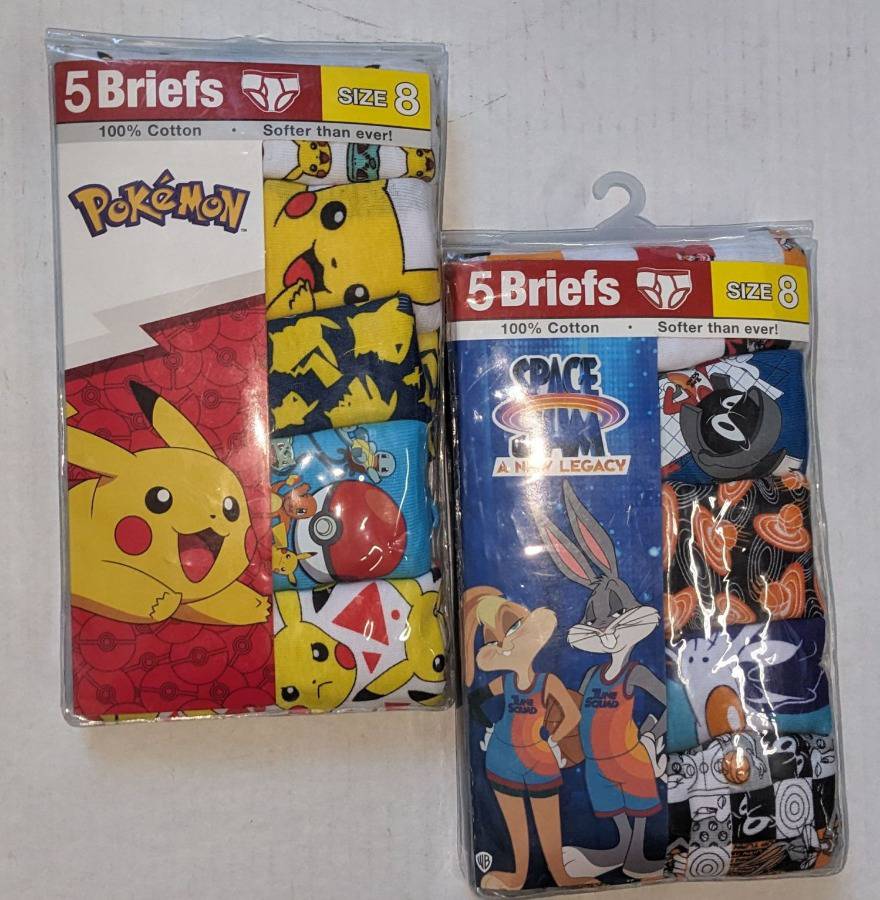Pokémon briefs size 8 for boys, package opening 