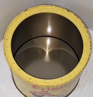 how to open a tobacco tin Left the lid open on my tobacco tin, now it has dried out. I remember the old tale of placing a slice of raw potato in the tin, thus drawing moisture from