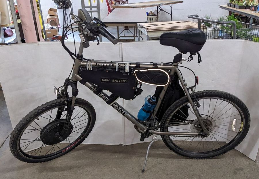 Motobecane Jubilee DLX Bike 5 7 L x 4 2 T Converted To Electric Bike With U 004 Battery and Charger Battery Holds Charge Well Lots of Power Motor 48V 1000W Good Condition Auction