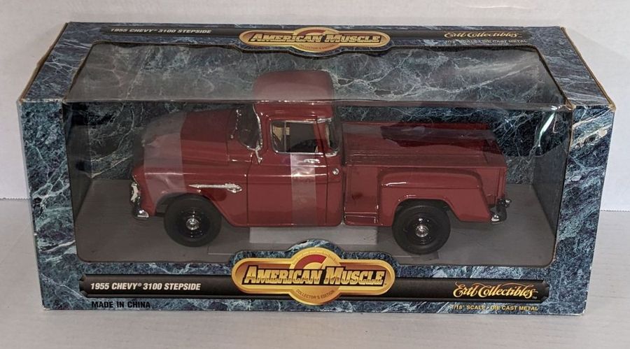 Ertl 1:18 Scale Diecast 1955 Chevy Stepside Pick Up, Sharp Red
