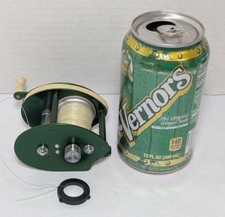 ブロンソン Bronson Symbol 4700 Vintage Bronson Symbol No 4700 Casting Reel Green & White