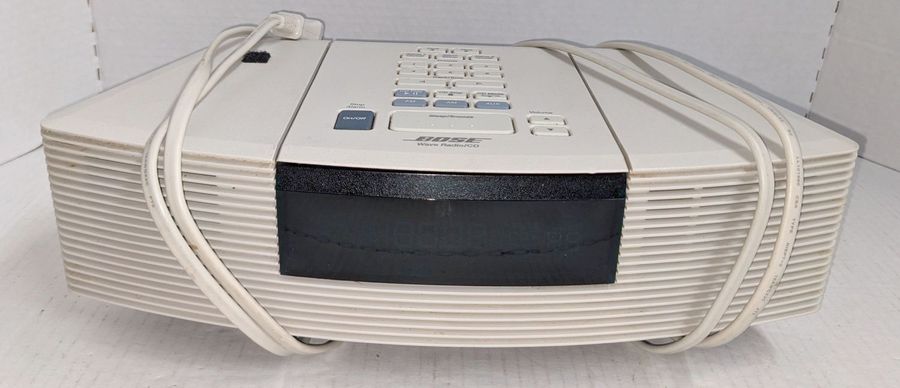 Bose Wave Radio CD Player, Sounds Great, Works Perfectly