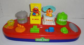 sesame street singing pop up pals