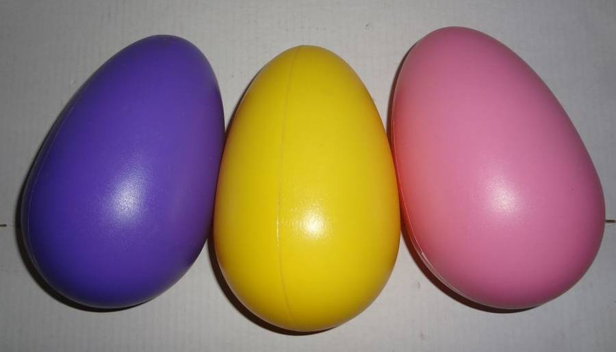 Easter egg blow offers mold