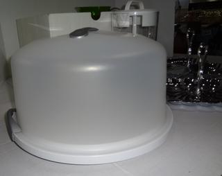 Plastic Bowl and Pitcher; Pampered Chef Pitcher; (3) Small Metal Serving  Dishes; Brown Serving Plate and Cake Currier - Good to Very Good Condition,  5 to 12.5T/Diameter Auction