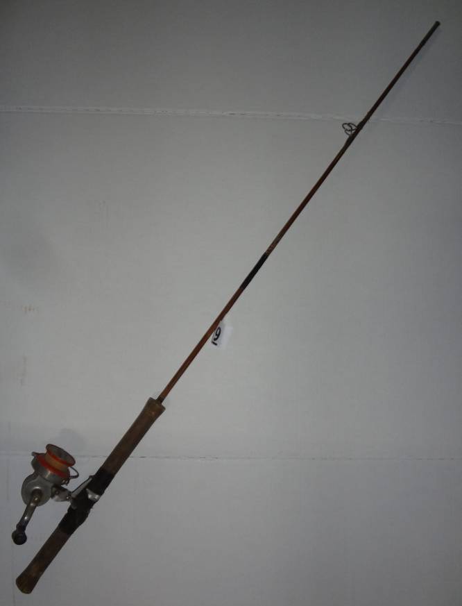Rare Vintage Ashaway Spinning Reel With Cork Spool, Very Unique, Don't Miss  This One For Your Collection, Comes With Partial Handmade Wood Fishing Rod,  45L, Good Condition Auction