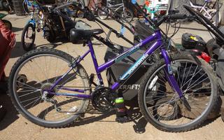 26 Women s Roadmaster MT Fury 15 Speed Mountain Bike Good Condition Auction 1BID