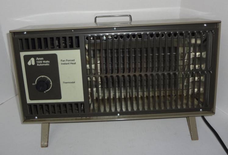 Arvin Fan Forced Instant Heater, 1320 Watts Fully Automatic, Thermostat  Knob, Very Good Condition, 18 1/2W x 6D x 11 1/2H Auction | 1BID