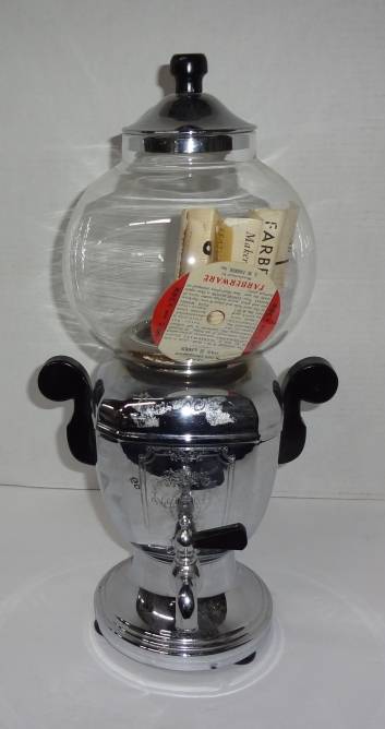 At Auction: Vintage Farberware Percolator