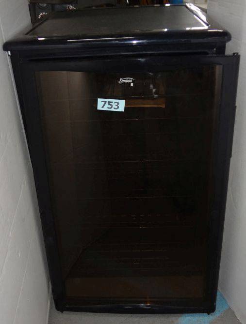 Sunbeam Model SA12752 Wine Cooler With Glass Door That Needs Re Attached. With Six Racks Repurpose Repair 20 W x 21 D x 32 H Update Compressor Motor Turns on When Plugged In. Unsure If Gets