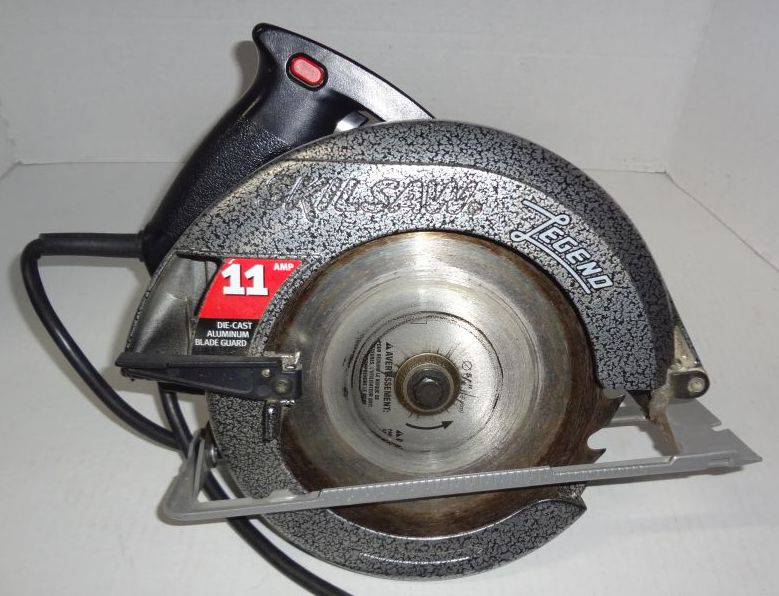 Skilsaw Legend 3155 7 1 4 Circular Saw Works In Good Condition Needs New Blade 11 Amp Auction 1BID