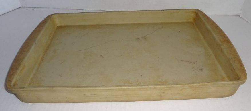 Sold at Auction: Pampered Chef Stone Baking Sheet